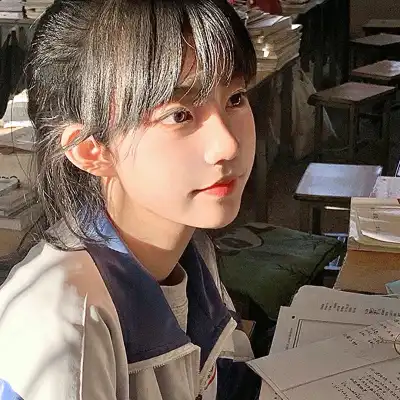 丁芷巧